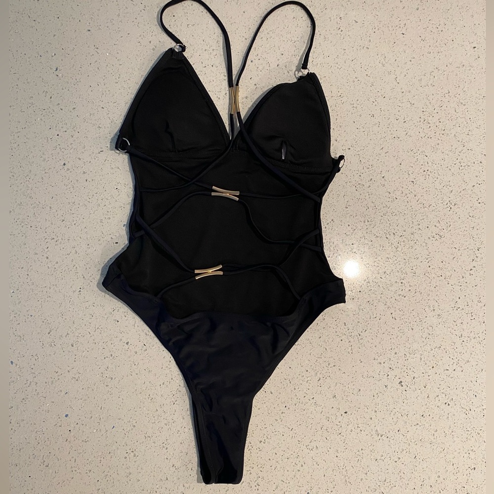 Chic Black One-Piece Swimsuit - Picture 2 of 4